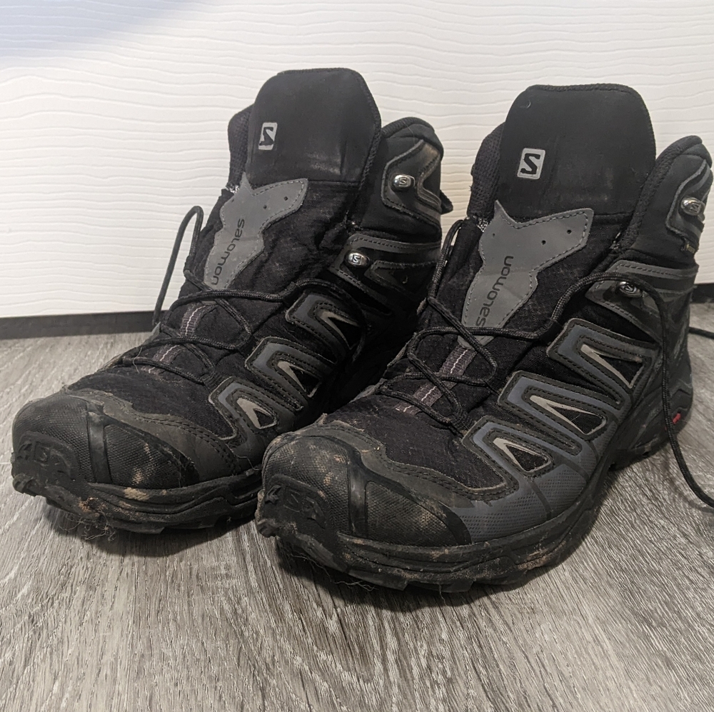 Salomon Men's Hiking Boots X Ultra Mid